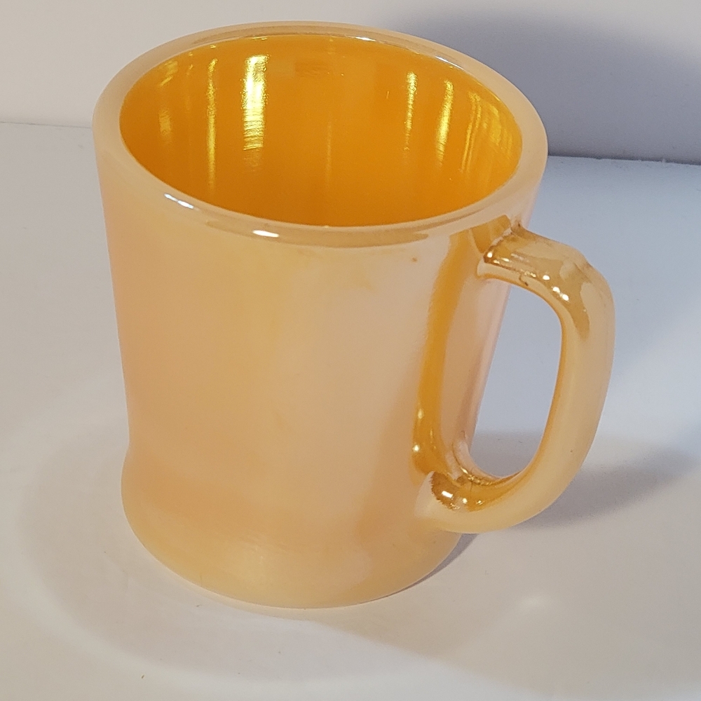 Anchor Hocking Fireking D‎ Handle Peach Luster Iridescent Replacement Coffee Mug